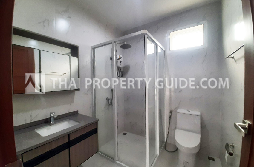 House with Shared Pool in Sukhumvit 